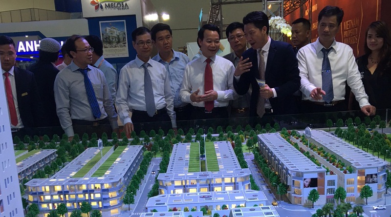 Thông tin minh mạch giúp thị trường BĐS phát triển bền vững hơn. Ảnh Financeplus.vn