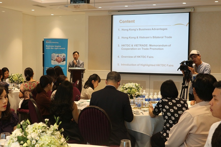 Toàn cảnh buổi họp báo công bố tình hình hợp tác thương mại Việt Nam – Hong Kong (Trung Quốc). Ảnh: Hữu Thông