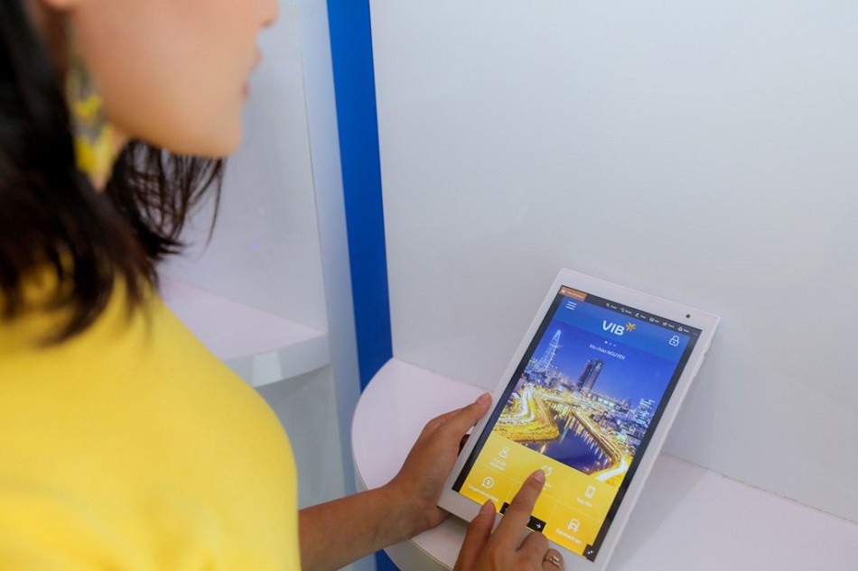Chủ động mua vé máy bay, đặt phòng trực tiếp trên ứng dụng ngân hàng MyVIB
