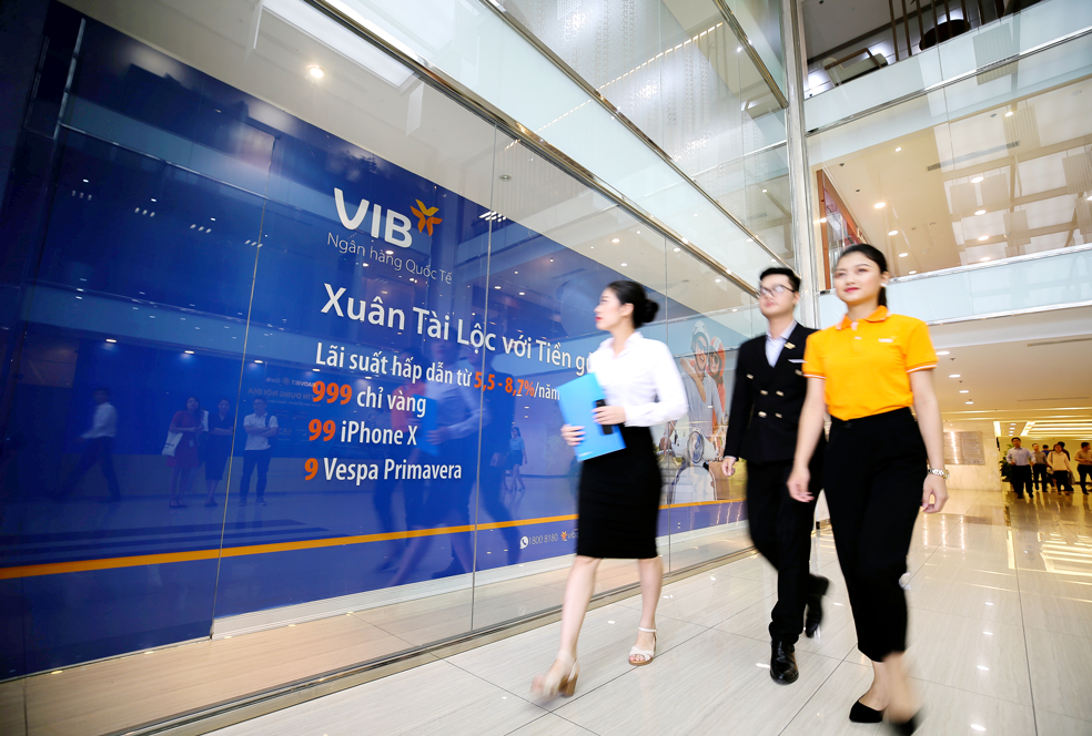 Sau công bố lợi nhuận 6 tháng đầu năm 2018 bằng ba lần so với cùng kỳ năm ngoái, VIB tiếp tục báo tin tốt về việc không còn dư nợ tại VAMC. Ảnh VIB