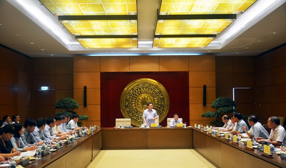 Quang cảnh cuộc làm việc.
