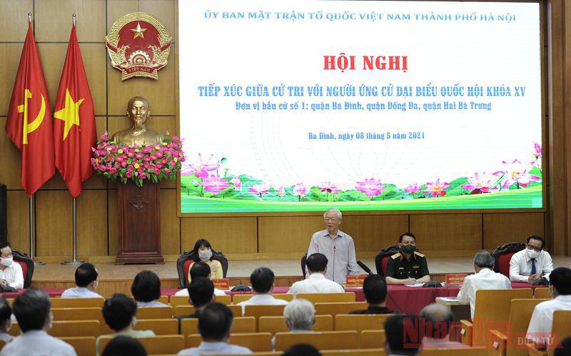 Hội nghị tiếp xúc giữa cử tri với người ứng cử đại biểu Quốc hội khoá XV thuộc Đơn vị bầu cử số 1 của TP. Hà Nội. Ảnh: Đăng Khoa.
