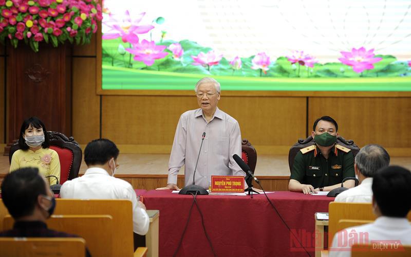 Tổng Bí thư Nguyễn Phú Trọng, Bí thư Quân ủy Trung ương phát biểu tại hội nghị. (Ảnh: ĐĂNG KHOA)
