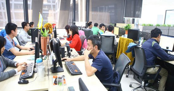 Theo thống kê, trong khoảng 16 năm trở lại đây, doanh thu toàn ngành phần mềm và dịch vụ CNTT đã tăng hơn 69 lần và đội ngũ lao động tăng 24 lần (Ảnh minh họa).