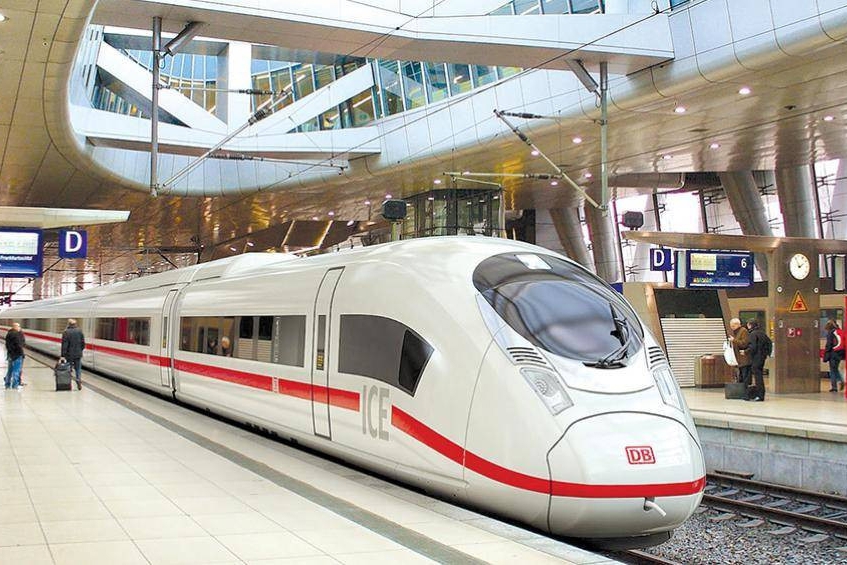 Ưu tiên xây dựng đường sắt tốc độ cao Bắc-Nam 2 đoạn Hà Nội-Vinh, Nha Trang-TP. Hồ Chí Minh trong 10 năm tới. Nguồn: Internet.