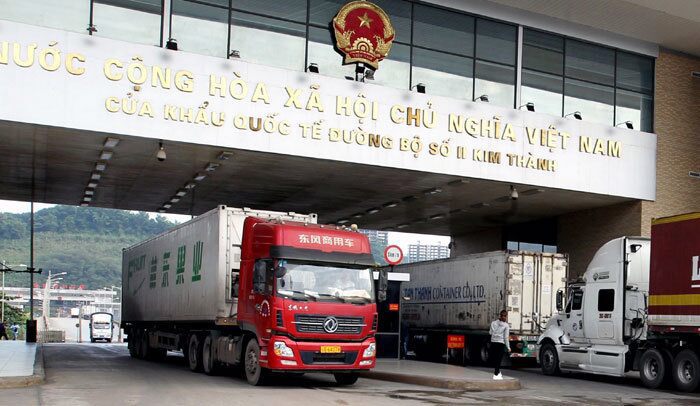 Các doanh nghiệp quay trở lại mở rộng sản xuất sau thời gian "đóng băng" đã thúc đẩy nhu cầu nhập khẩu nguyên liệu đầu vào.