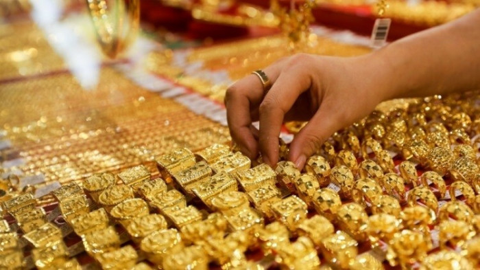 Giá vàng trong nước chờ đợi phản ứng khi thị trường thế giới tăng mạnh (Ảnh minh hoạ)