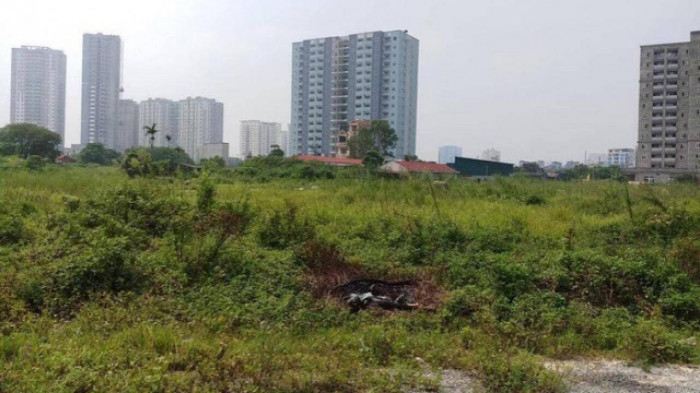 Dự ản bỏ hoang tại Hà Nội (ảnh minh hoạ).