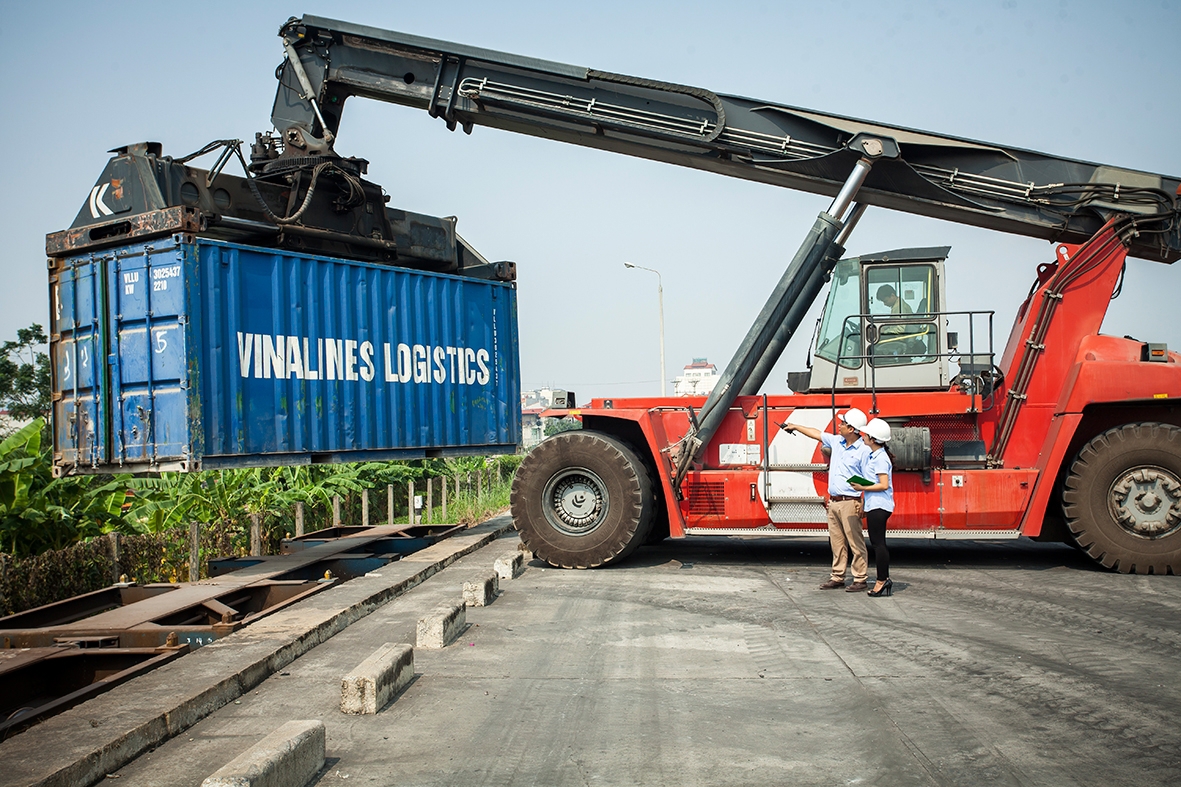 Thời gian qua, DATC đã rất tích cực tham gia xử lý nợ, tái cơ cấu các doanh nghiệp thuộc Vinalines