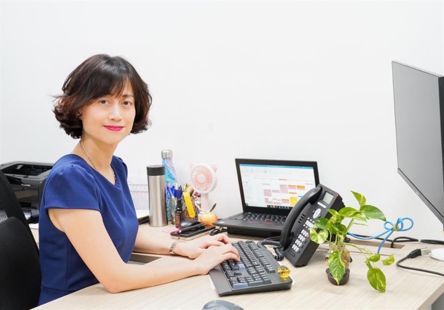 B&agrave; Nguyễn Phương Anh - Ph&oacute; Tổng&nbsp;Gi&aacute;m&nbsp;đốc K&ecirc;nh Ph&acirc;n&nbsp;phối&nbsp;qua Đối&nbsp;t&aacute;c&nbsp;FWD Việt Nam