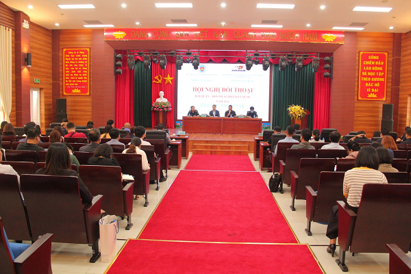 Quang cảnh Hội nghị đối thoại giữa Cục Hải quan Bình Dương với các doanh nghiệp Hàn Quốc