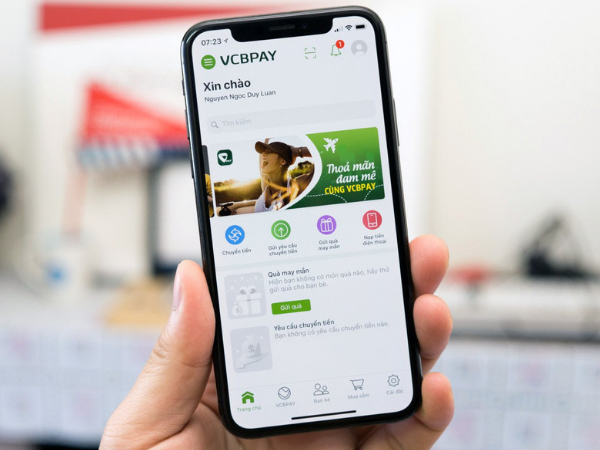 Vietcombank không ngừng nâng cấp dịch vụ VCB-Mobile B@nking với nhiều tính năng mới, đem tiện ích đến cho khách hàng