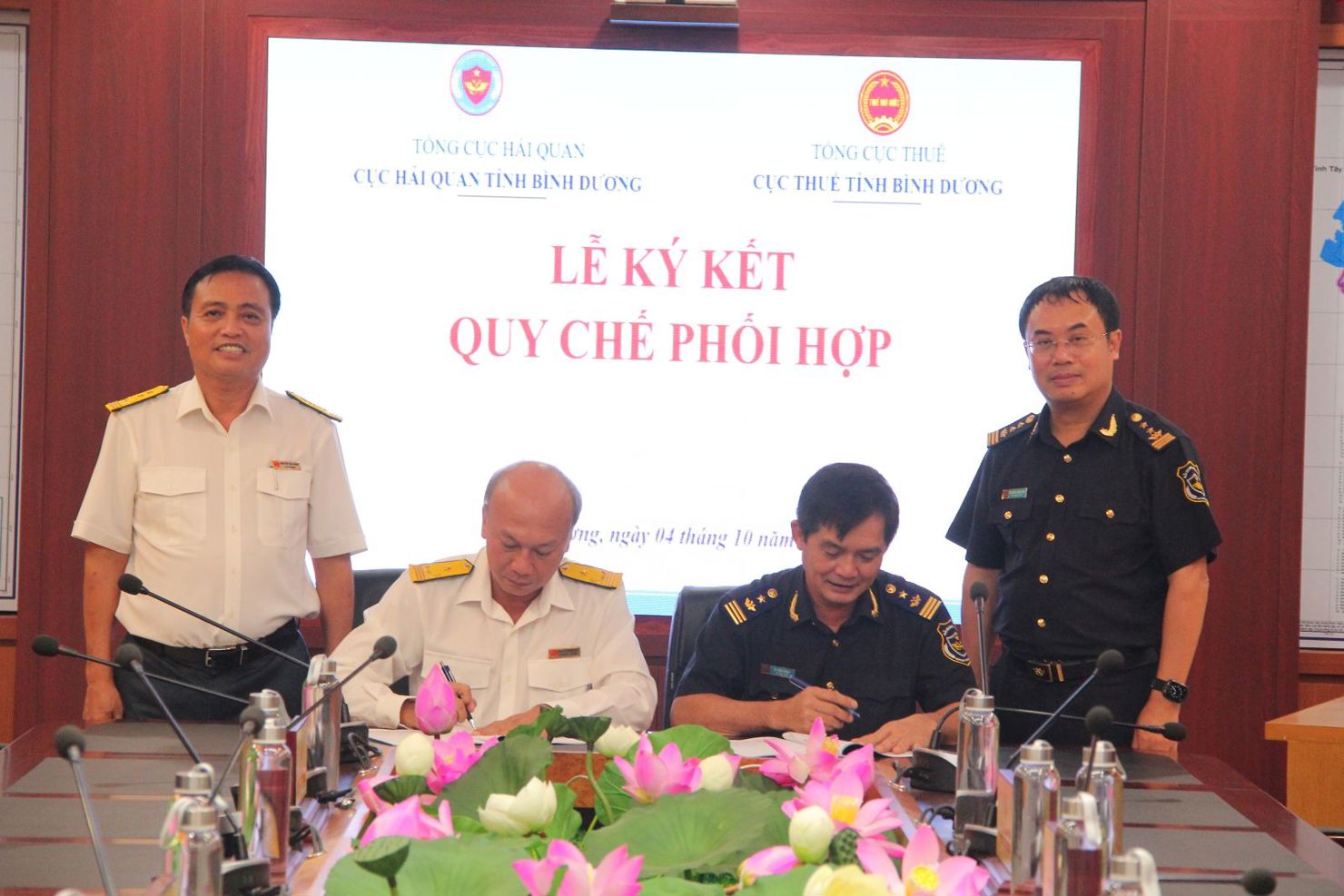 Cục Hải quan Bình Dương và Cục Thuế Bình Dương ký kết Quy chế phối hợp, trao đổi thông tin