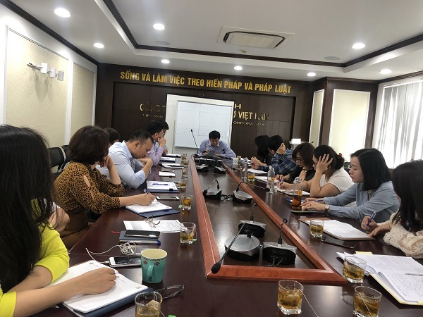 Đại diện Công đoàn các đơn vị trực thuộc DATC họp triển khai kế hoạch chương trình cứu trợ đồng bào miền Trung bị lũ lụt