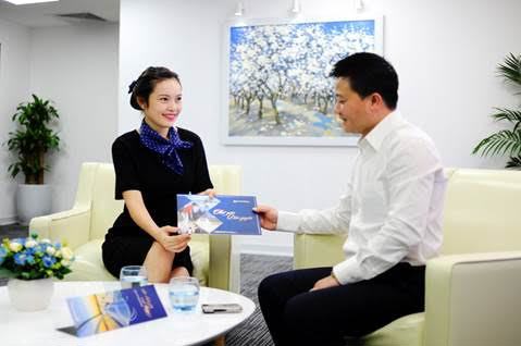 Trở thành Hội viên của NCB Priority, khách hàng được cung cấp dịch vụ đẳng cấp với chất lượng hoàn hảo. Khách hàng được ưu tiên giao dịch nhanh chóng tại khu vực riêng; được ưu đãi phí,thu/chi tiền gửi tận nơi theo yêu cầu. Đội ngũ tư vấn riêng về tài chí