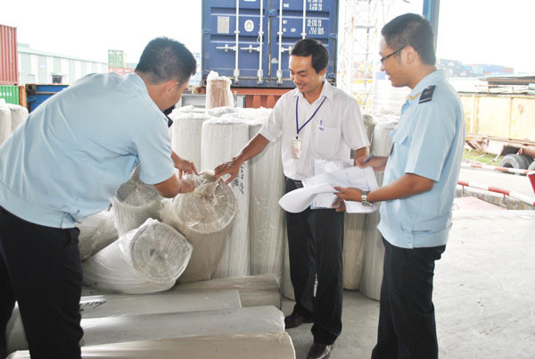 Đến nay, Tổng cục Hải quan đã phối hợp với các bộ quản lý chuyên ngành thành lập 10 địa điểm kiểm tra chuyên ngành