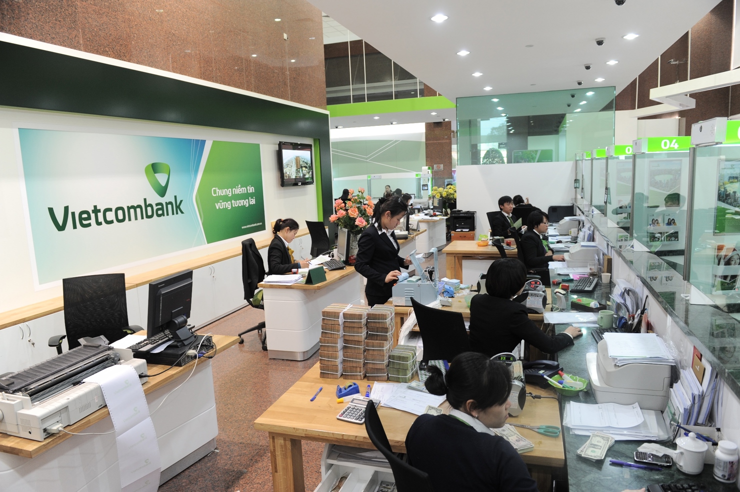 9 tháng đầu năm, lợi nhuận trước thuế trước dự phòng của Vietconmbank đạt 12.186 tỷ đồng; lợi nhuận trước thuế (riêng lẻ) đạt 7.687 tỷ đồng, cao nhất trong các ngân hàng tại Việt Nam