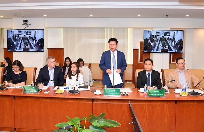 Ông Phạm Mạnh Thắng – Phó Tổng Giám đốc Vietcombank phát biểu tại Hội nghị