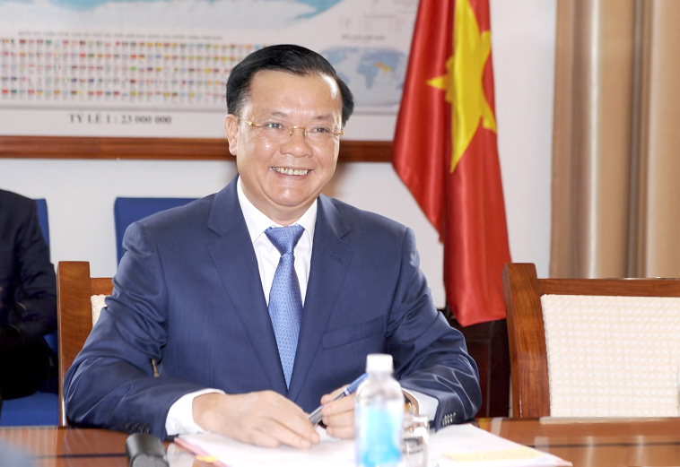 Bộ trưởng Bộ Tài chính Đinh Tiến Dũng.