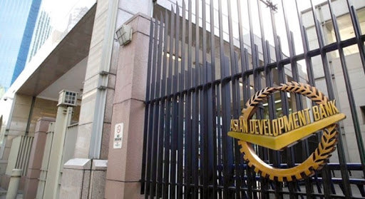 ADB nhận định, dịch Covid-19 có thể làm giảm 0,4% GDP toàn cầu.