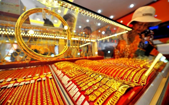 SJC duy trì mốc hơn 48 triệu đồng/lượng tại phiên cuối tuần.