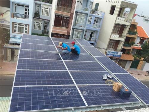 Đồng Tháp khuyến khích các hộ dân lắp đặt và sử dụng điện mặt trời.