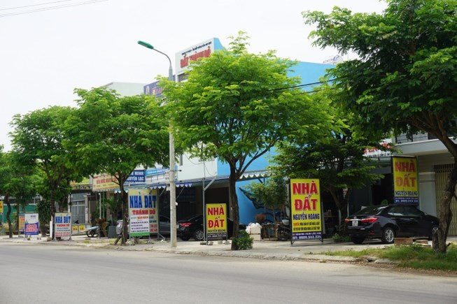Hệ thống Ngân hàng tăng cường giám sát cho vay tại các khu vực sốt đất.