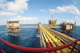 Giàn khai thác dầu khí của Vietsovpetro tại mỏ Bạch Hổ.Ảnh: Cân Dũng