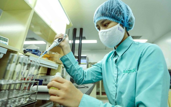 Ưu tiên hỗ trợ các đơn vị sản xuất vaccine.