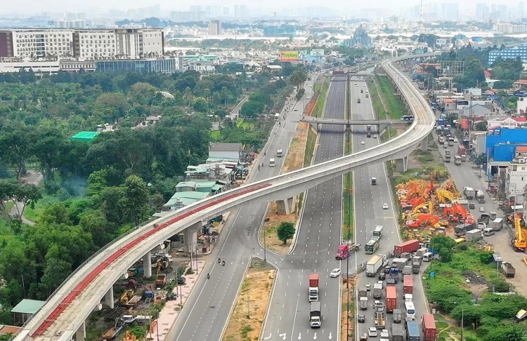39.000 tỷ đồng xây dựng tuyến metro số 5.