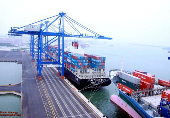 Nửa đầu tháng 5/2019 nhập siêu 1,85 tỷ USD. Nguồn: Internet