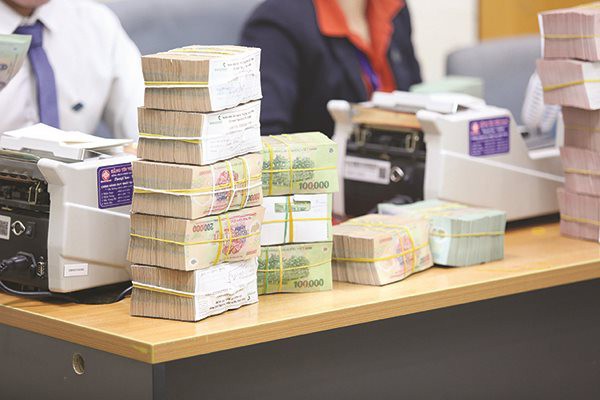 Điều hành tỷ giá không chỉ là "chuyền bóng" mà là cả mức độ chuyền mạnh/nhẹ ra sao.