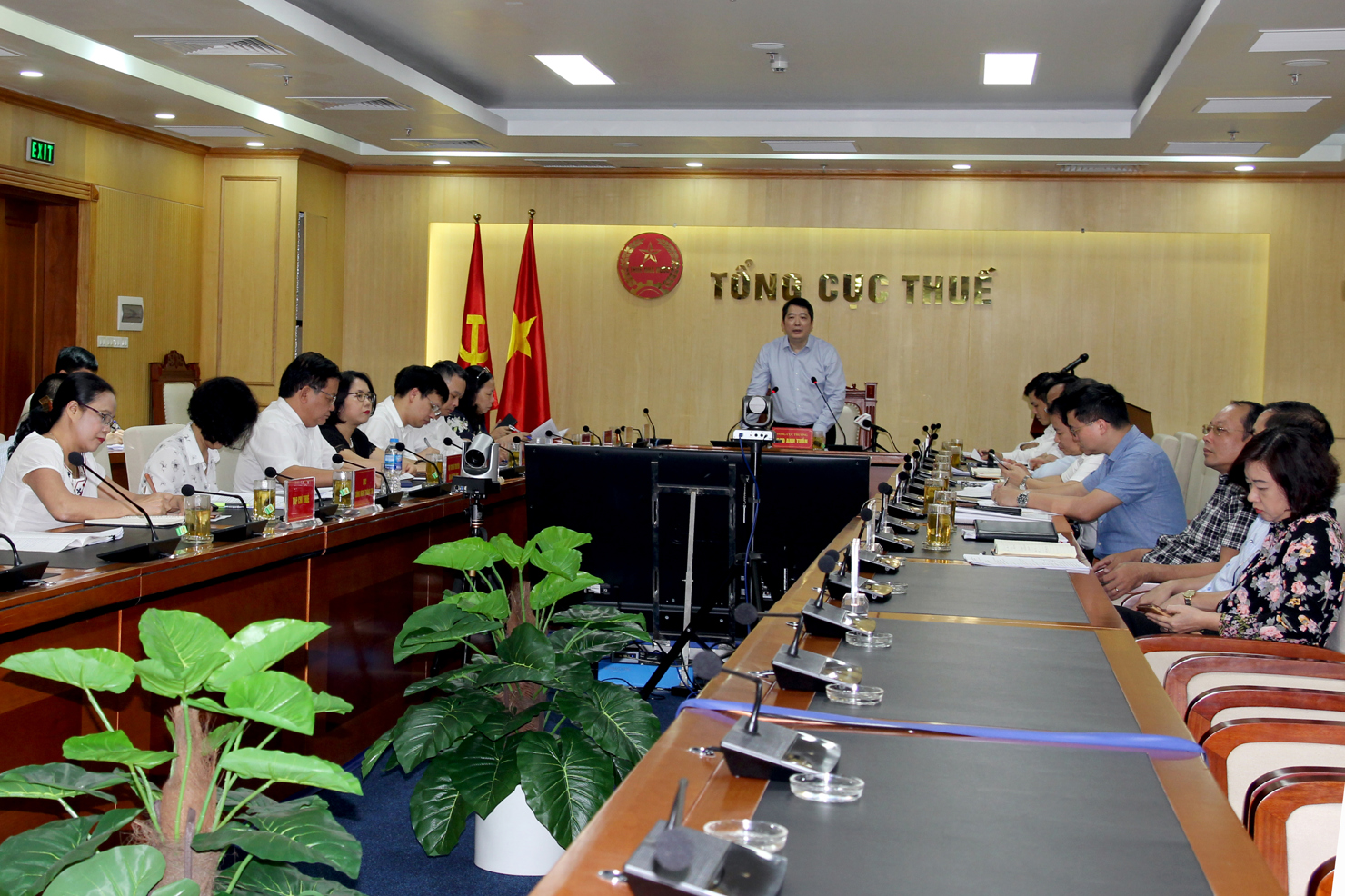 Tổng cục trưởng Tổng cục Thuế phát biểu chỉ đạo tại hội nghị trực tuyến