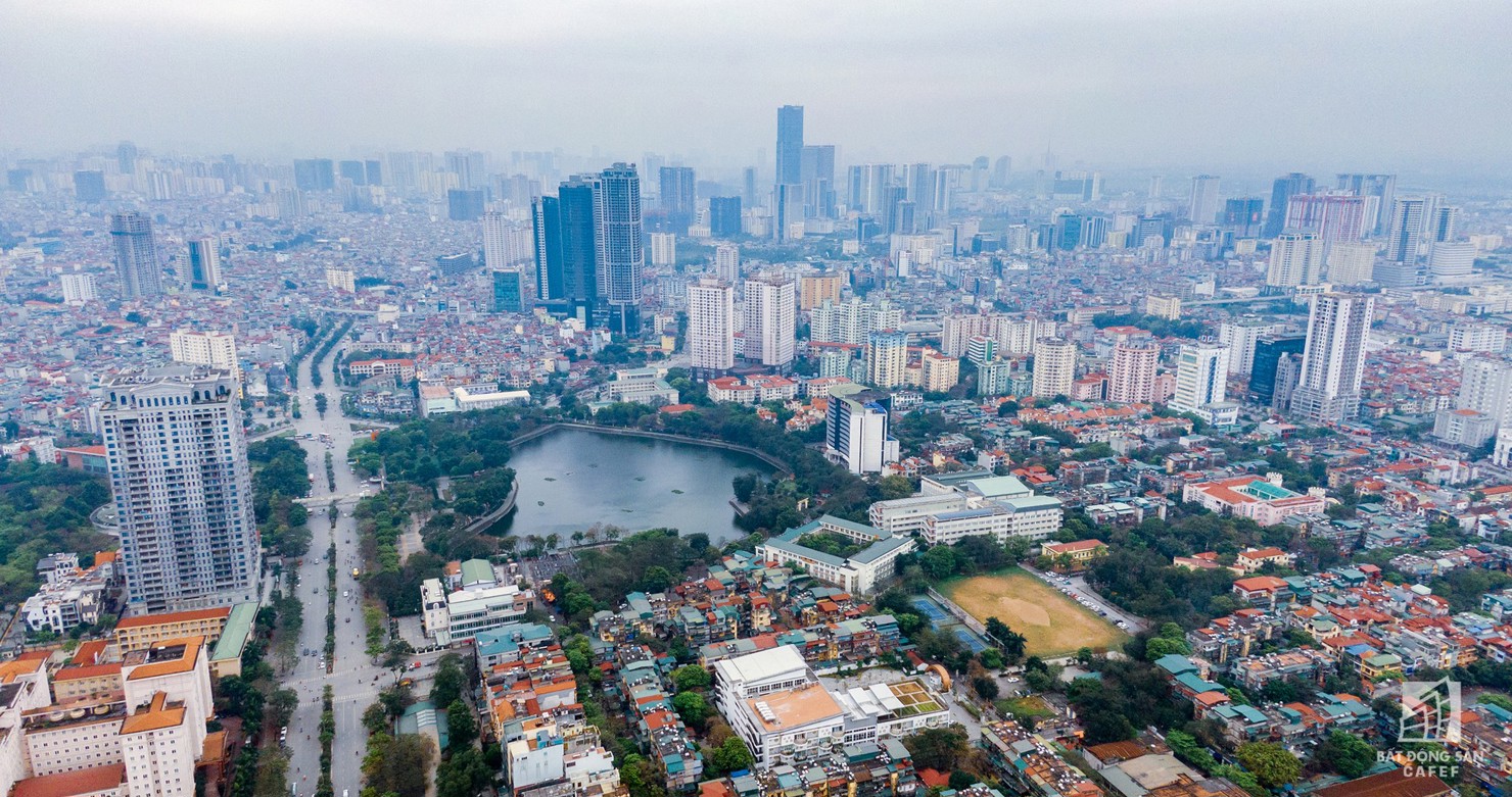 Rừng chung cư cao tầng tạo nên sức nóng bất động sản khu vực phía Tây Hà Nội.