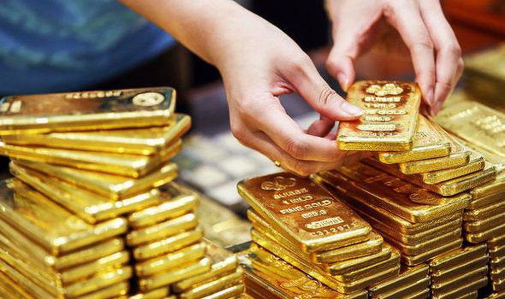 Giá vàng hôm nay 17/6 tăng giảm trái chiều tại các cửa hàng toàn quốc.