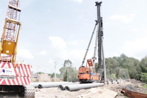 Công trường cao tốc Trung Lương - Mỹ Thuận.