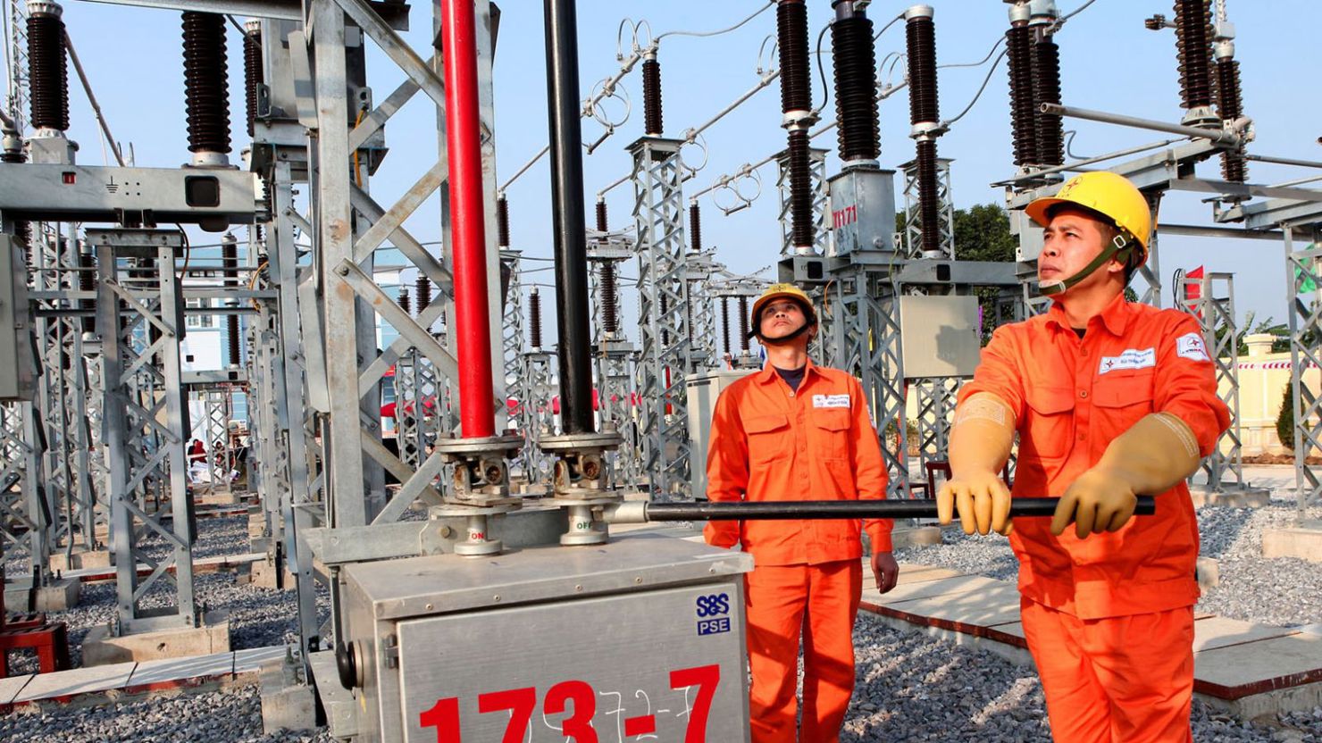 Tình hình thời tiết nắng nóng kéo dài đã dẫn đến tình hình tiêu thụ điện ở tăng rất cao.