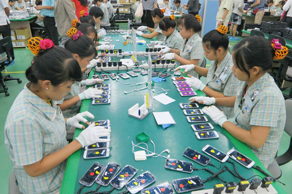 Mặt hàng nhập khẩu điện tử, máy tính và linh kiện đạt 28,2 tỷ USD, tăng 19%.