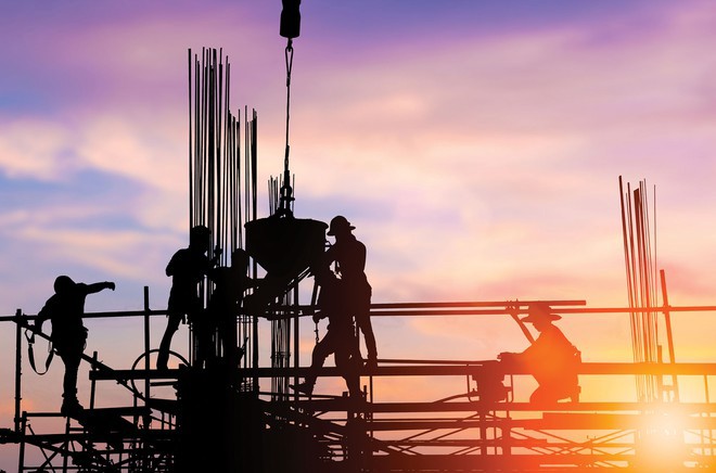 Thi công dự án chưa có giấy phép, nhà thầu cầm dao đằng lưỡi.