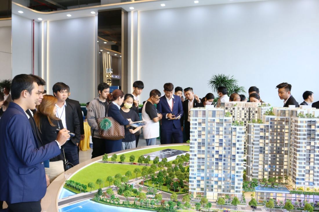 Quý II/2020, lượng quan tâm tìm mua chung cư tại TP.HCM tăng gần 32%, trong đó căn hộ bình dân tăng 33%, căn hộ cao cấp tăng đến 38%.