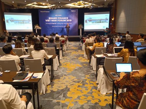 Toàn cảnh buổi Công bố bảng xếp hạng Top 50 thương hiệu giá trị nhất Việt Nam.