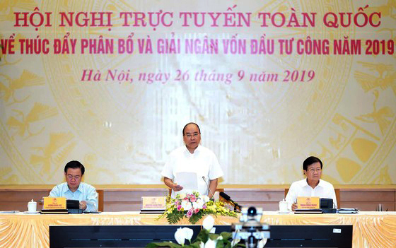 Thủ tướng Nguyễn Xuân Phúc phát biểu tại hội nghị.