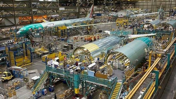 FAA yêu cầu kiểm tra máy bay Boeing 737 NG vì lo ngại lỗi rạn cấu trúc.