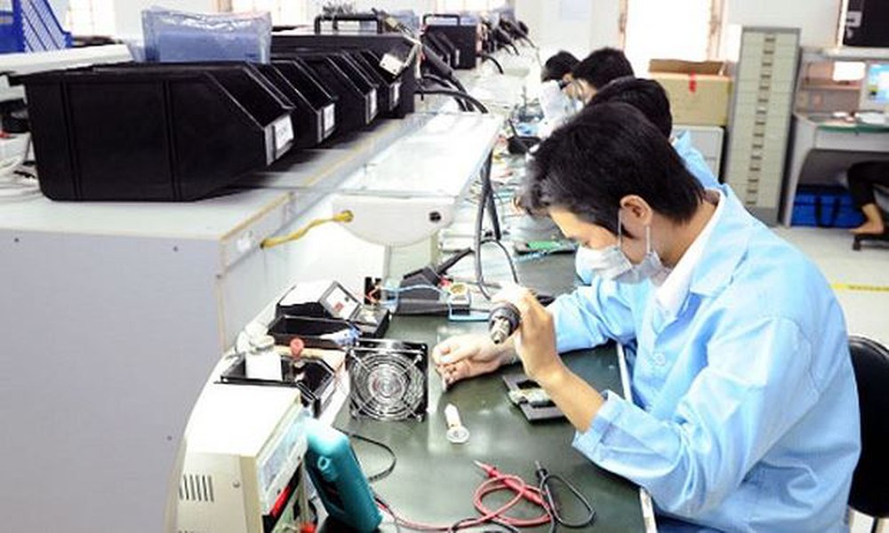 Kinh tế tăng trưởng tạo tiền đề thúc đẩy phát triển đất nước về mọi mặt.