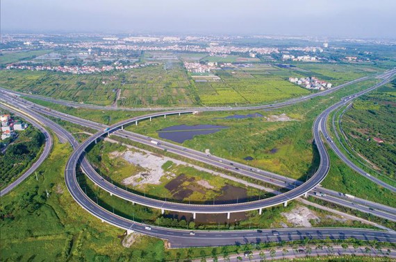 PPP phải có cơ chế chia sẻ rủi ro này thì các nhà đầu tư mới yên tâm tham gia đầu tư.