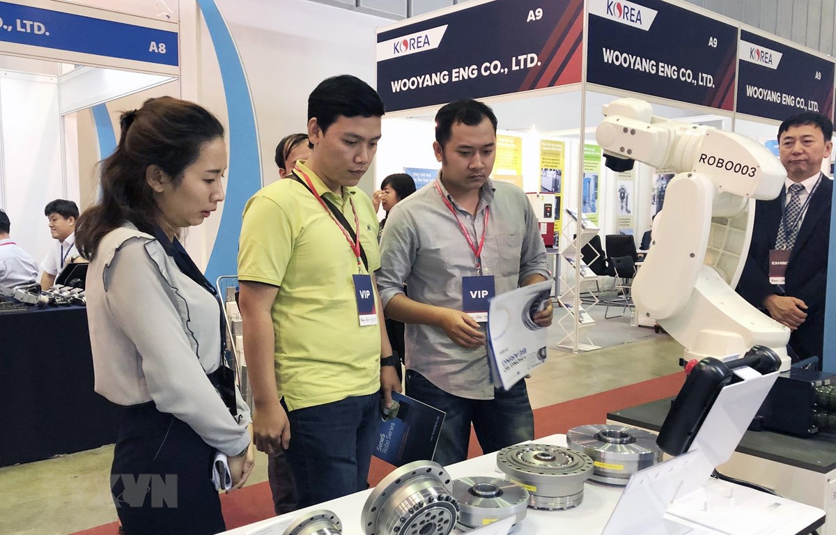 Nhiều thương hiệu uy tín trong và ngoài nước hội tụ tại triển lãm.