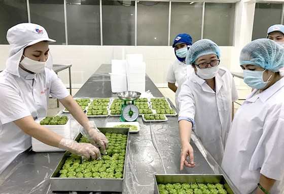 Chuẩn bị nguồn hàng tham gia chương trình bình ổn thị trường phục vụ Tết Kỷ Hợi 2019.