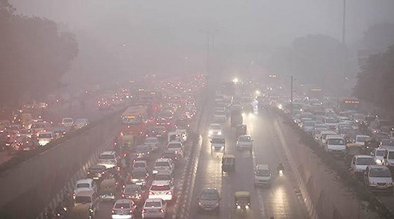 Thủ đô New Delhi, Ấn Độ, chìm trong bụi mù.