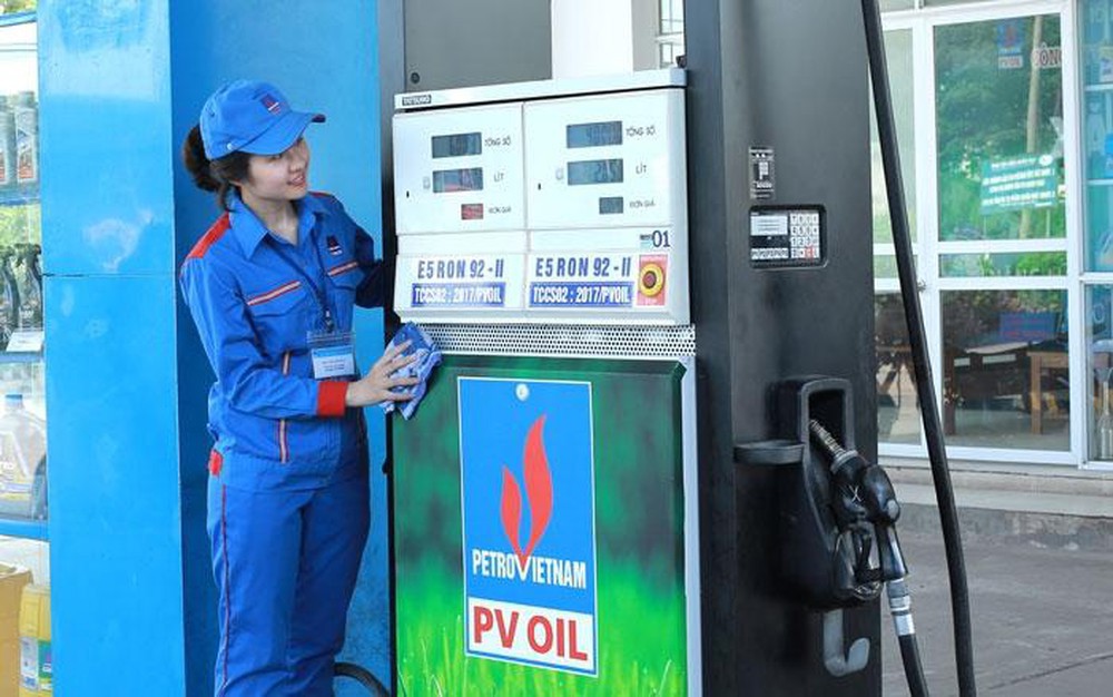 Kiến nghị thay đổi điều kiện kinh doanh xăng dầu.