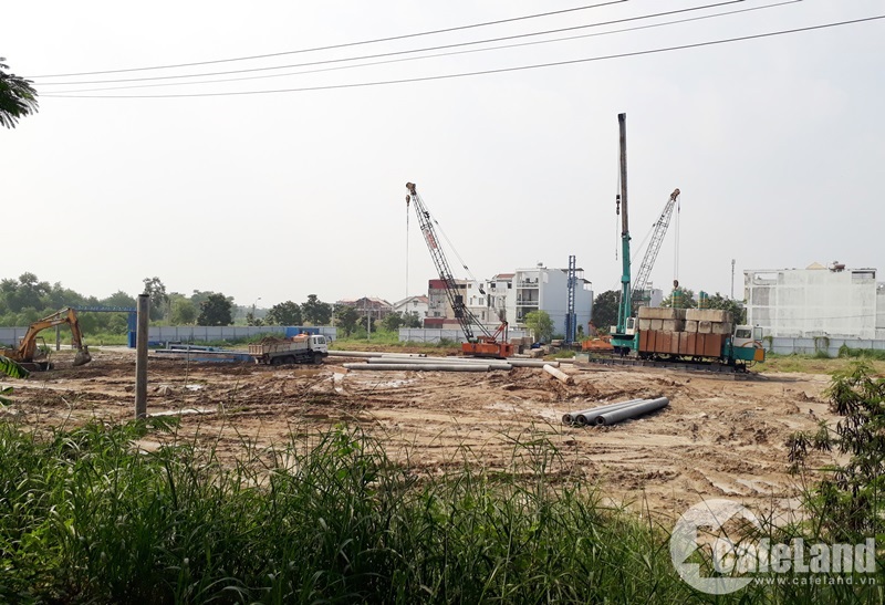 Dù đã được mở bán từ đầu năm 2018 nhưng đến nay dự án Dream Home Riverside vẫn chưa xong phần móng.